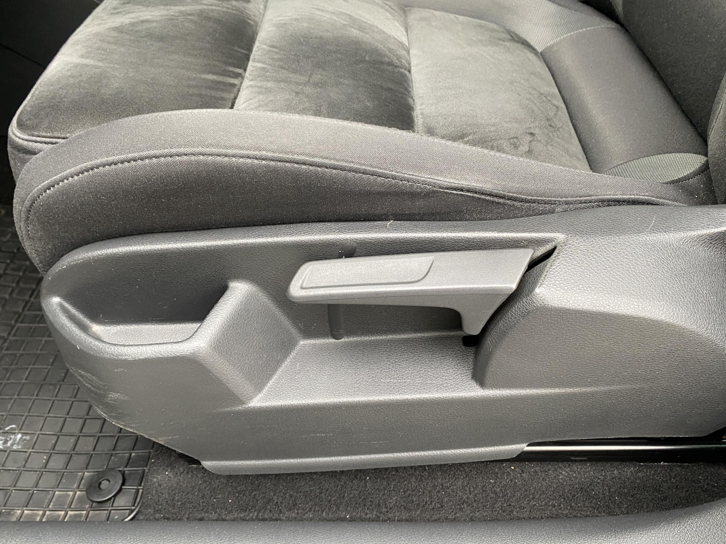 Volkswagen Golf Plus, 2012 - pohled č. 14