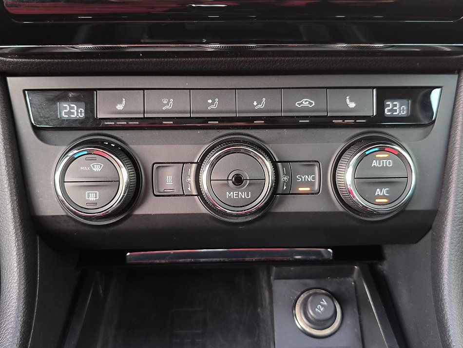 Škoda Superb III 2.0 TDi Style 4x4