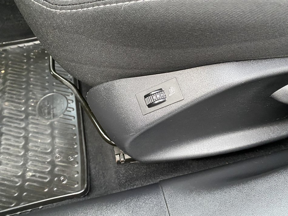 Peugeot 2008 1.2 PT Active