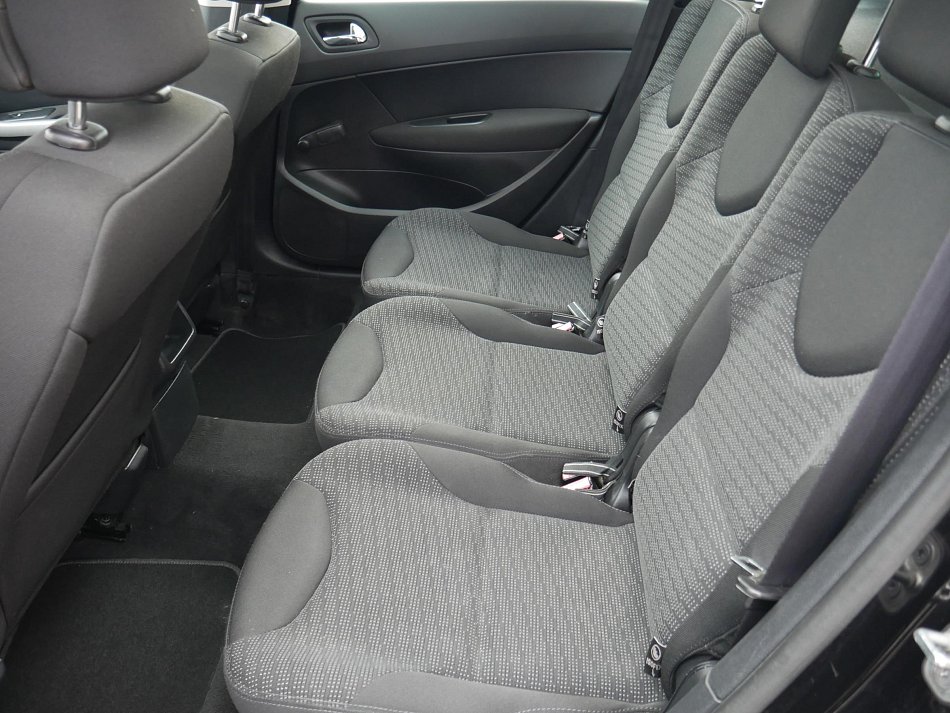 Peugeot 308 1.6 HDi 
