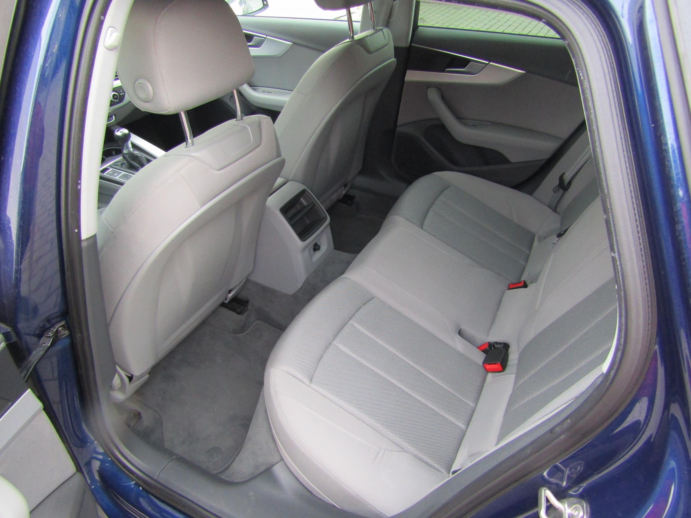 Audi A4, 2016 - pohled č. 10