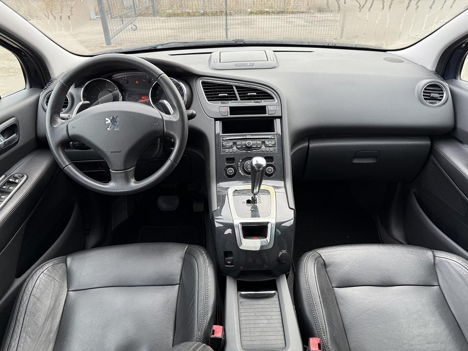 Peugeot 5008 1.6HDi 