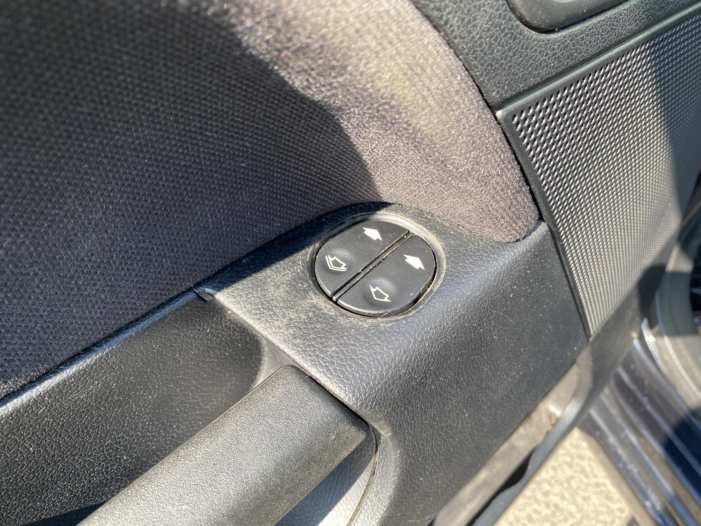 Ford Fiesta, 2007 - pohled č. 13