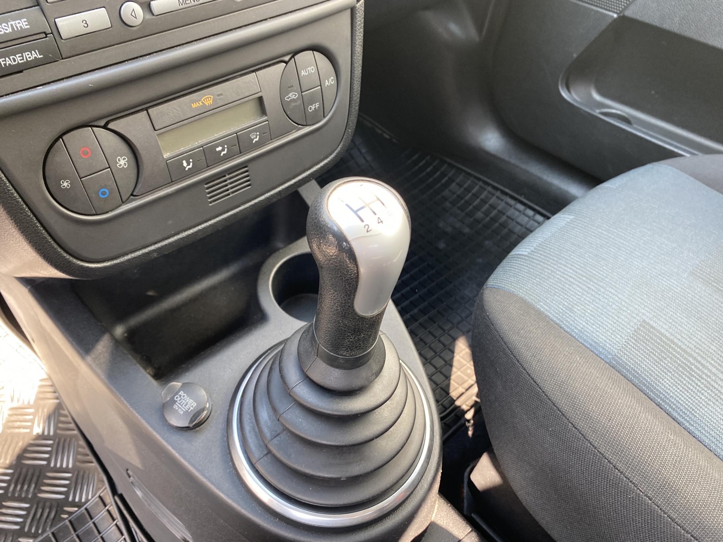 Ford Fiesta, 2007 - pohled č. 14