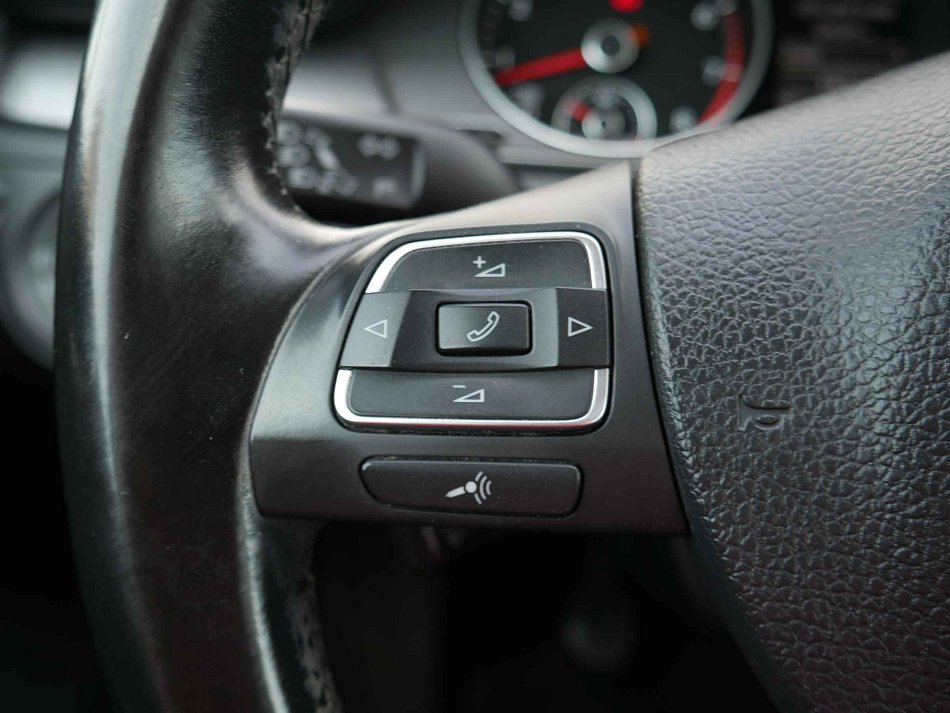 Volkswagen Passat 1.4 TSi 