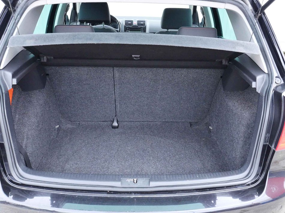 Volkswagen Golf 1.6 MPi Goal