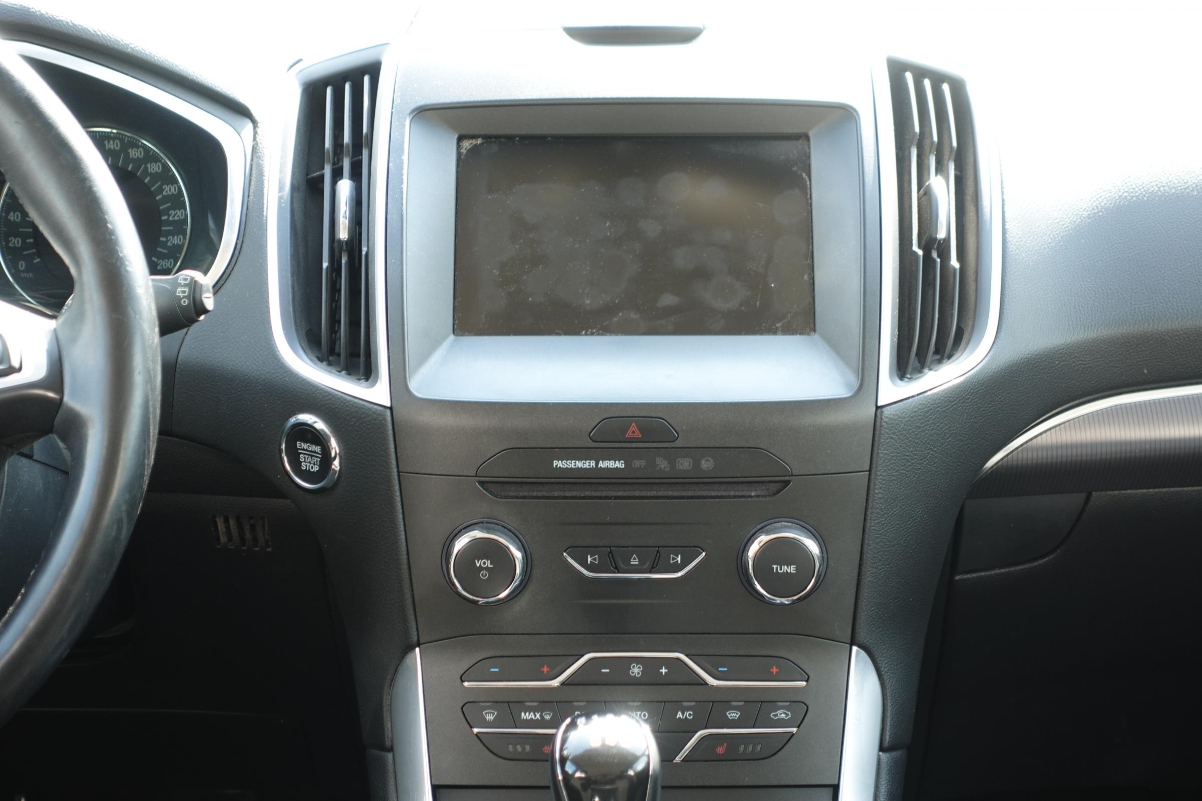 Ford S-MAX, 2016 - pohled č. 10