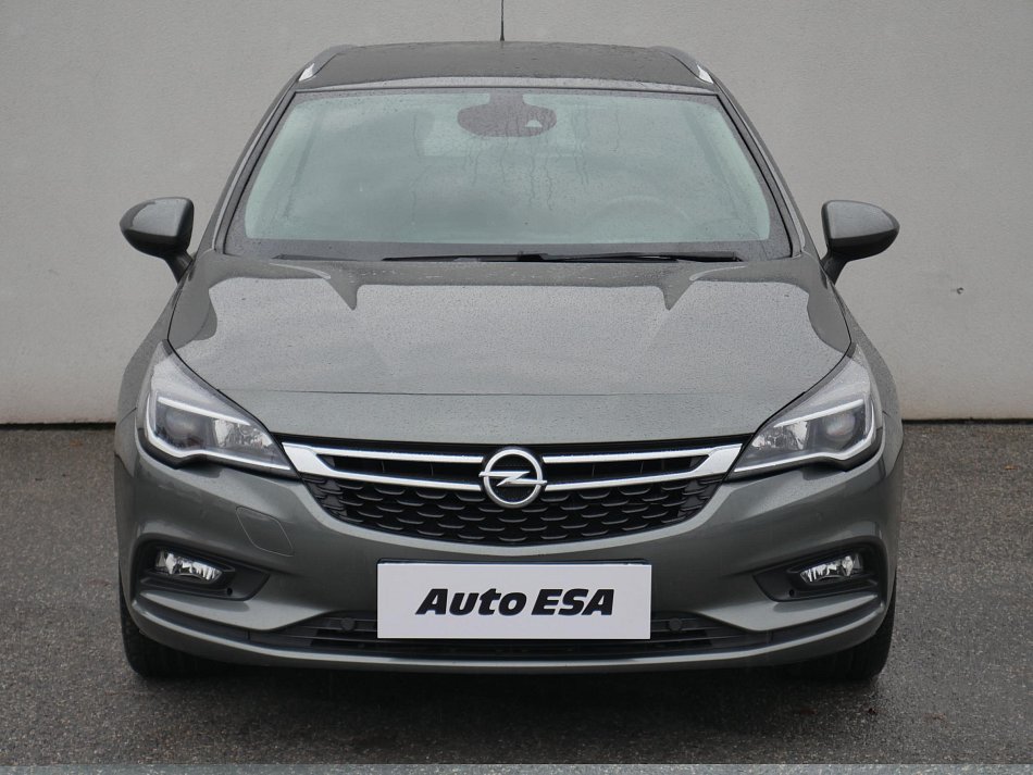 Opel Astra 1.4 T Cosmo