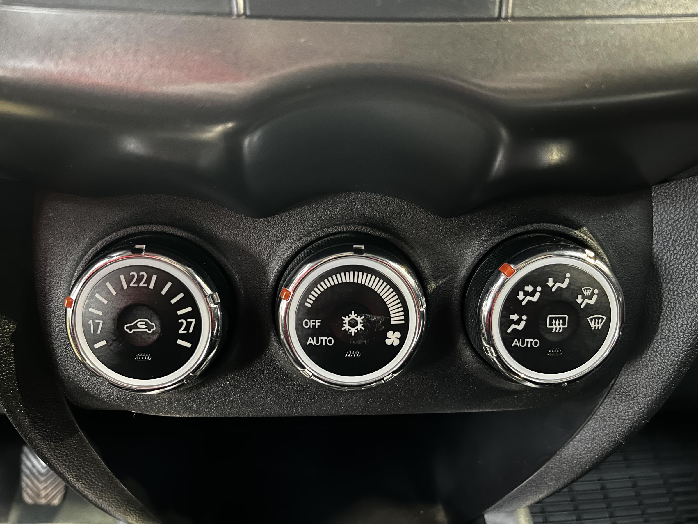 Mitsubishi ASX, 2013 - pohled č. 13