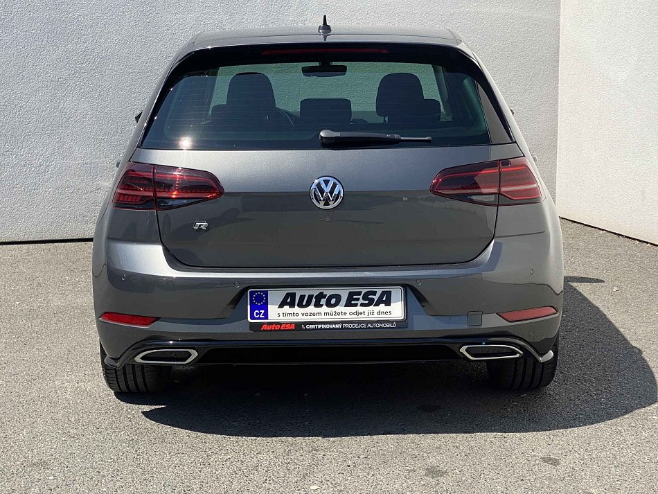 Volkswagen Golf 1.4 TSi R-Line