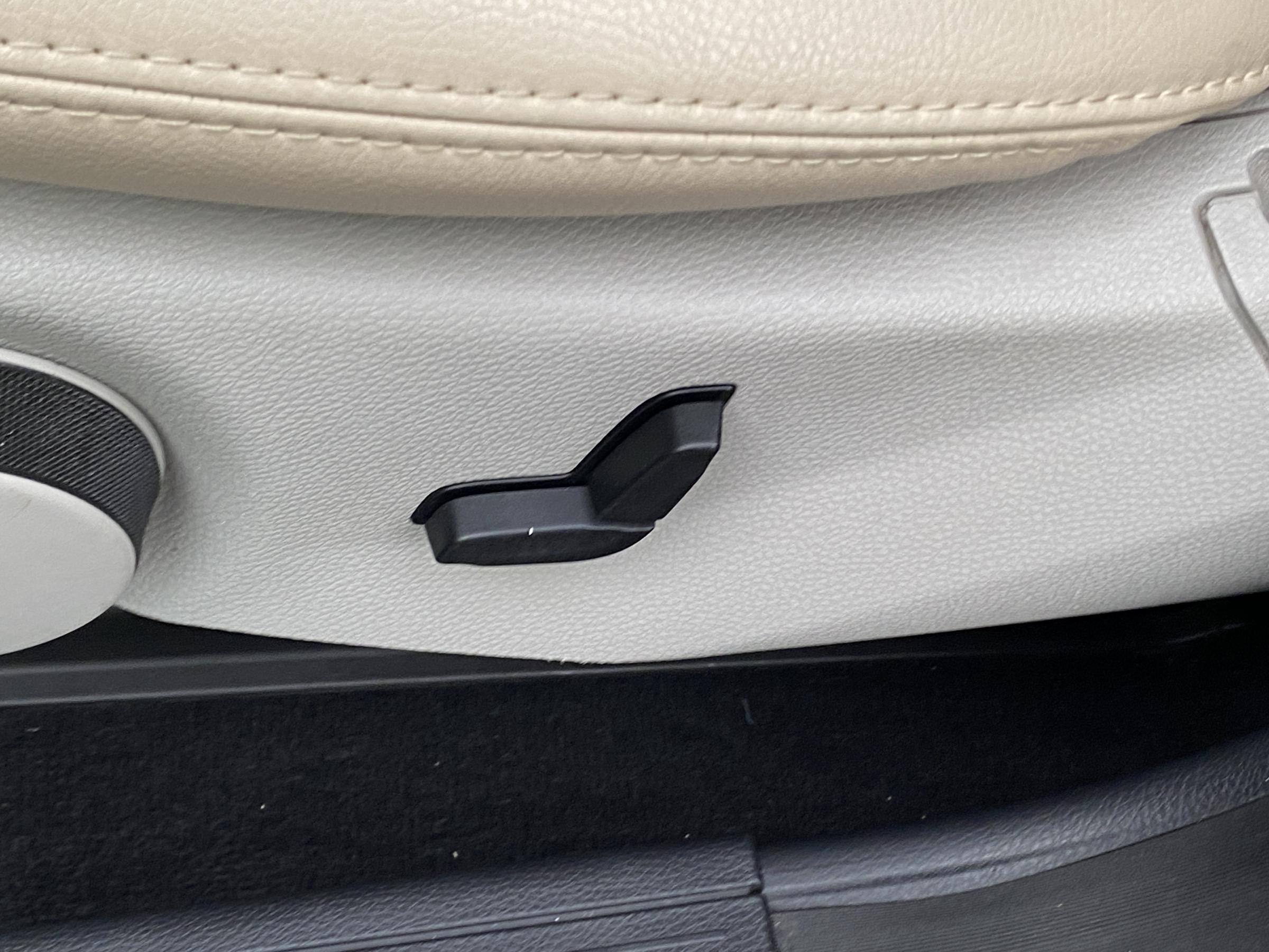 Mercedes-Benz GLK, 2008 - pohled č. 12