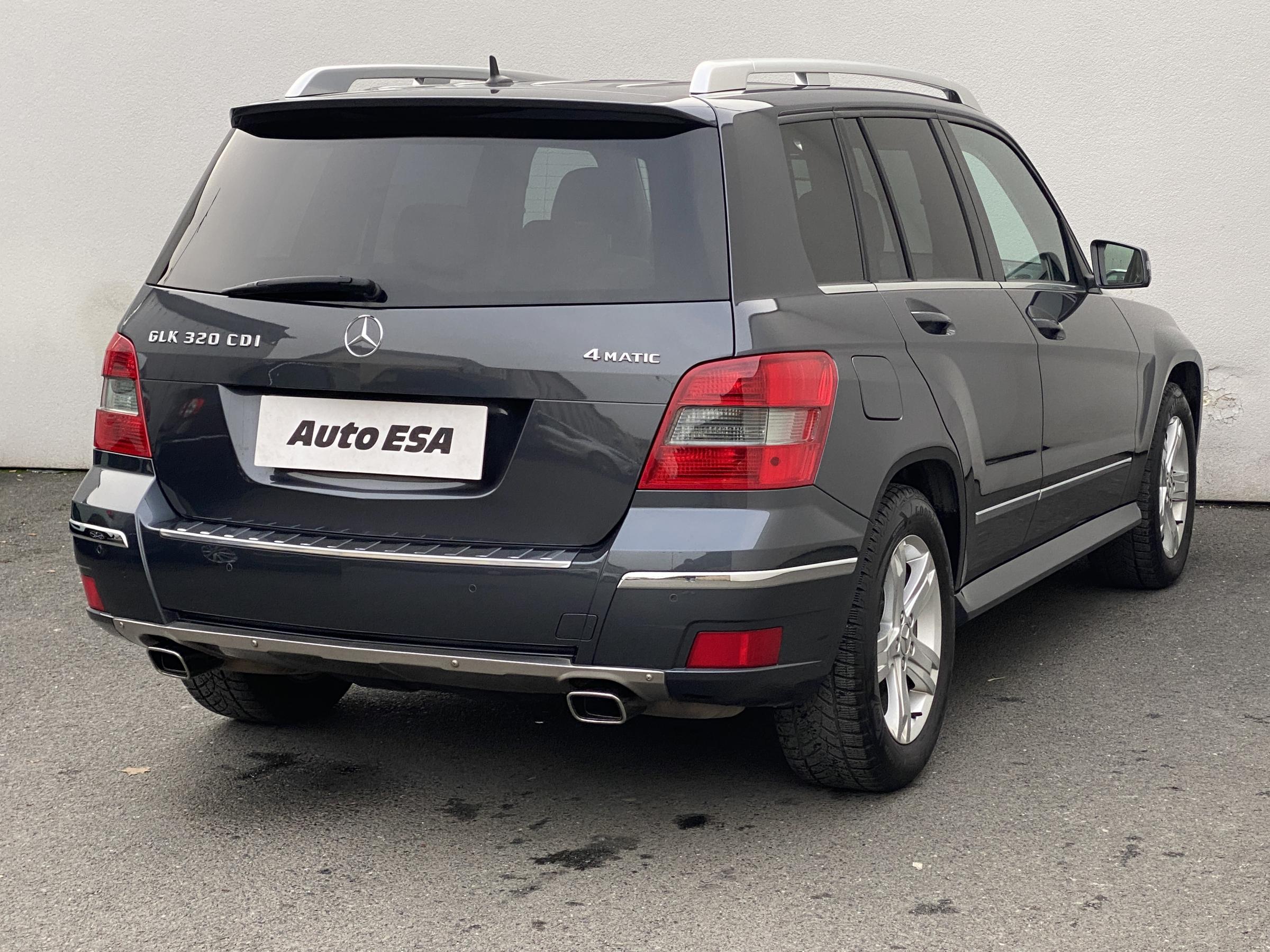 Mercedes-Benz GLK, 2008 - pohled č. 4