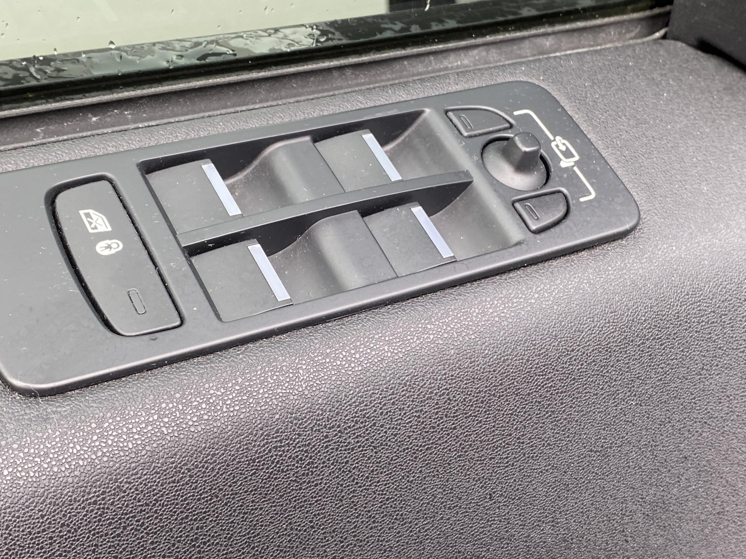 Land Rover Discovery Sport, 2018 - pohled č. 12