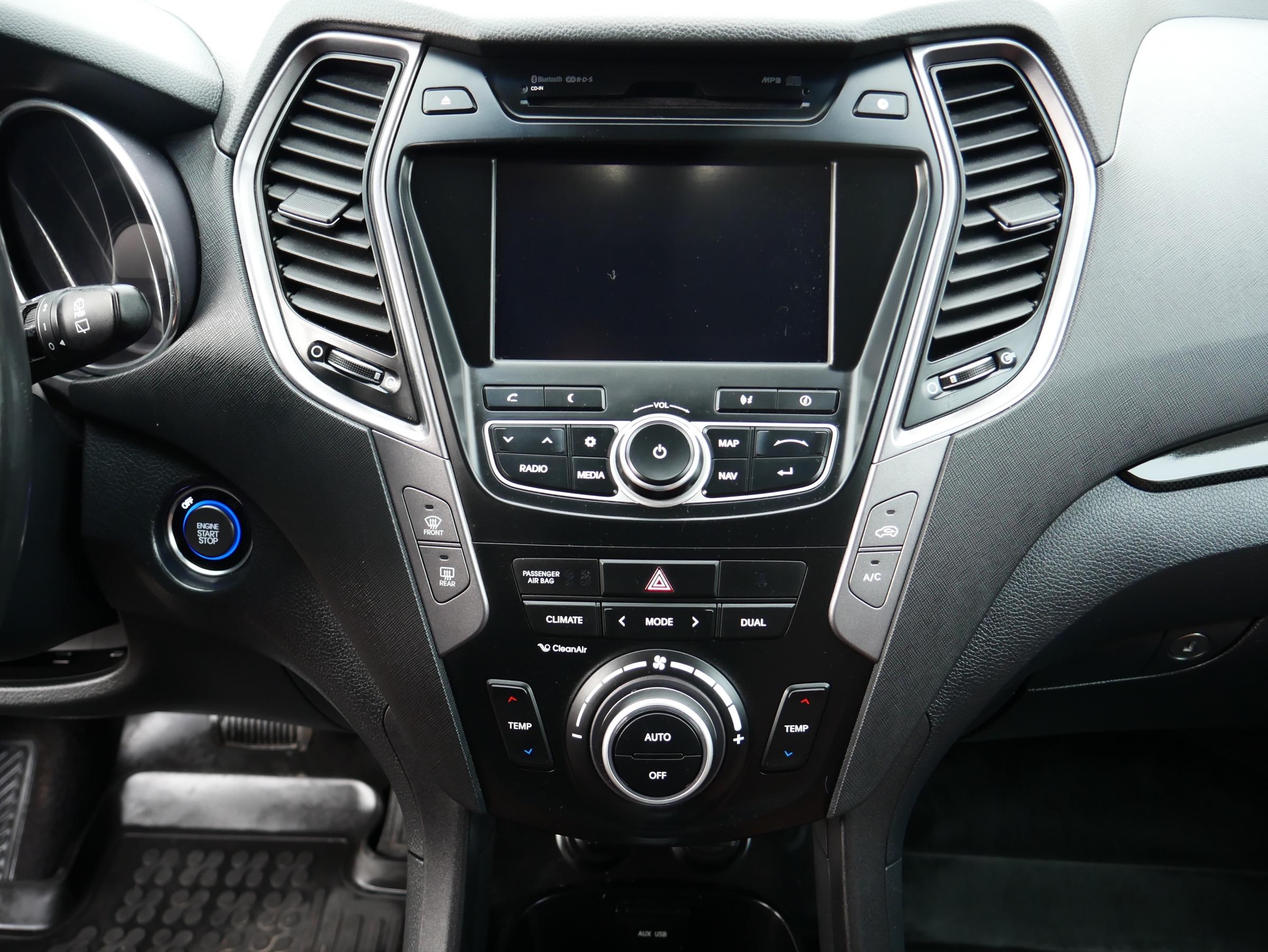 Hyundai Santa Fe, 2016 - pohled č. 11