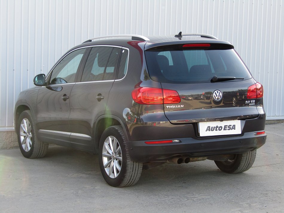 Volkswagen Tiguan 2.0TSi Lounge 4x4