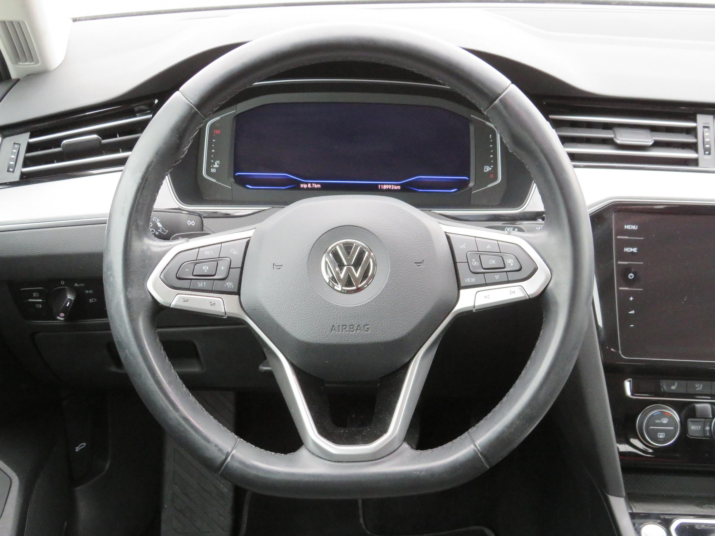 Volkswagen Passat, 2020 - pohled č. 15