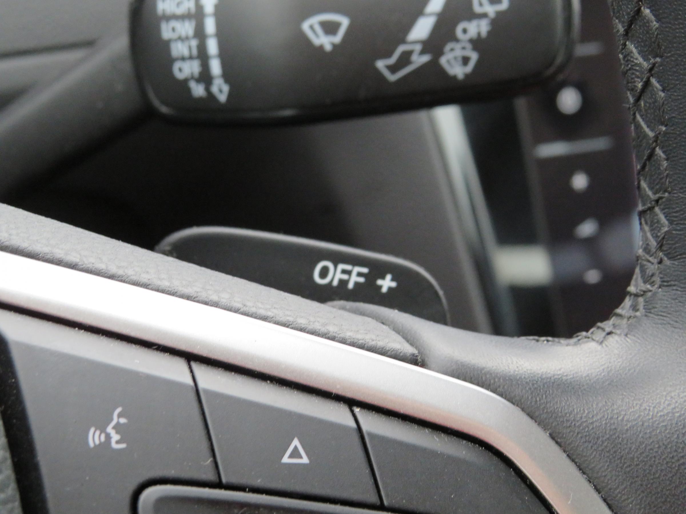 Volkswagen Passat, 2020 - pohled č. 17