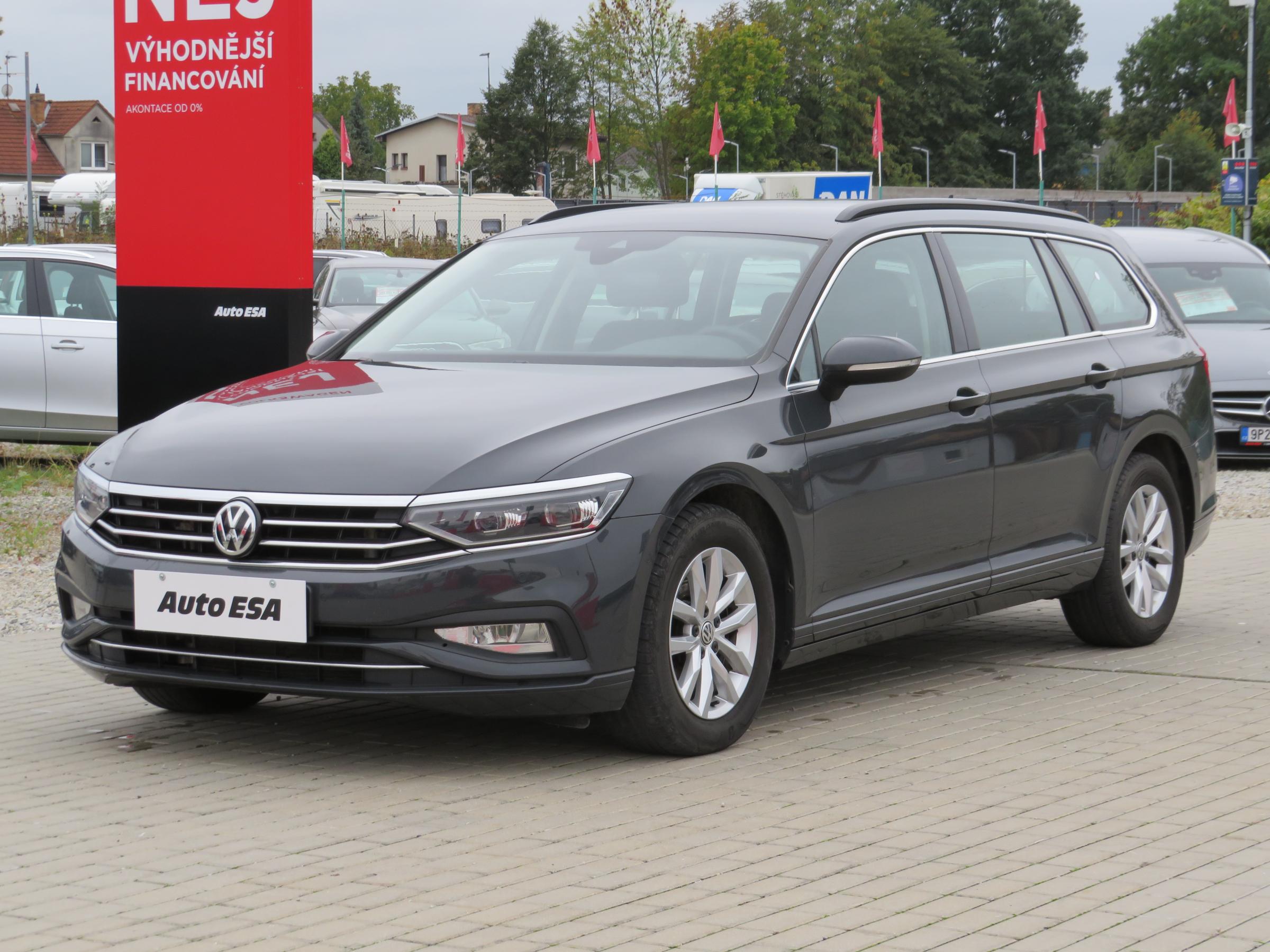 Volkswagen Passat, 2020 - pohled č. 3
