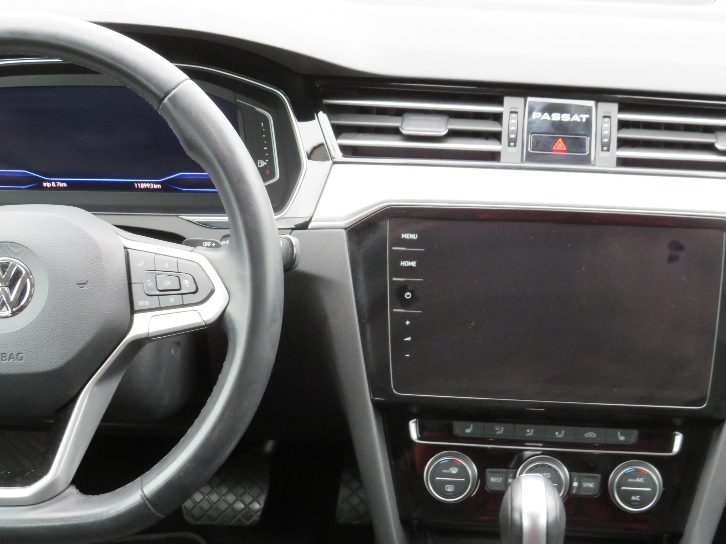 Volkswagen Passat, 2020 - pohled č. 9