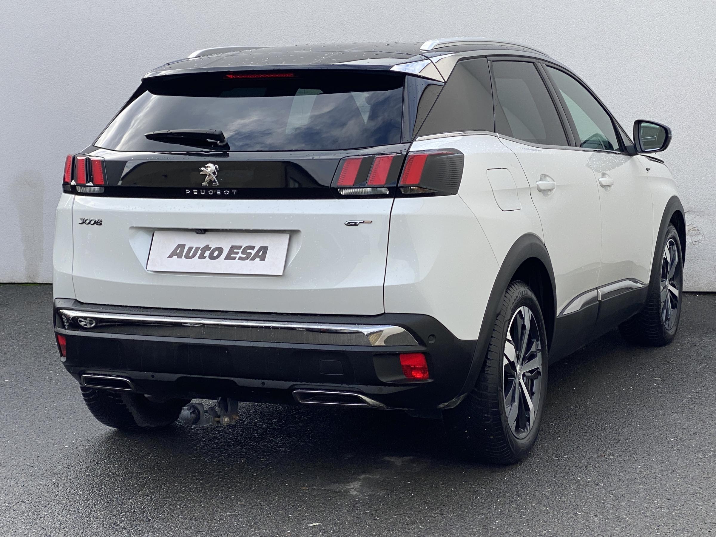 Peugeot 3008, 2018 - pohled č. 4