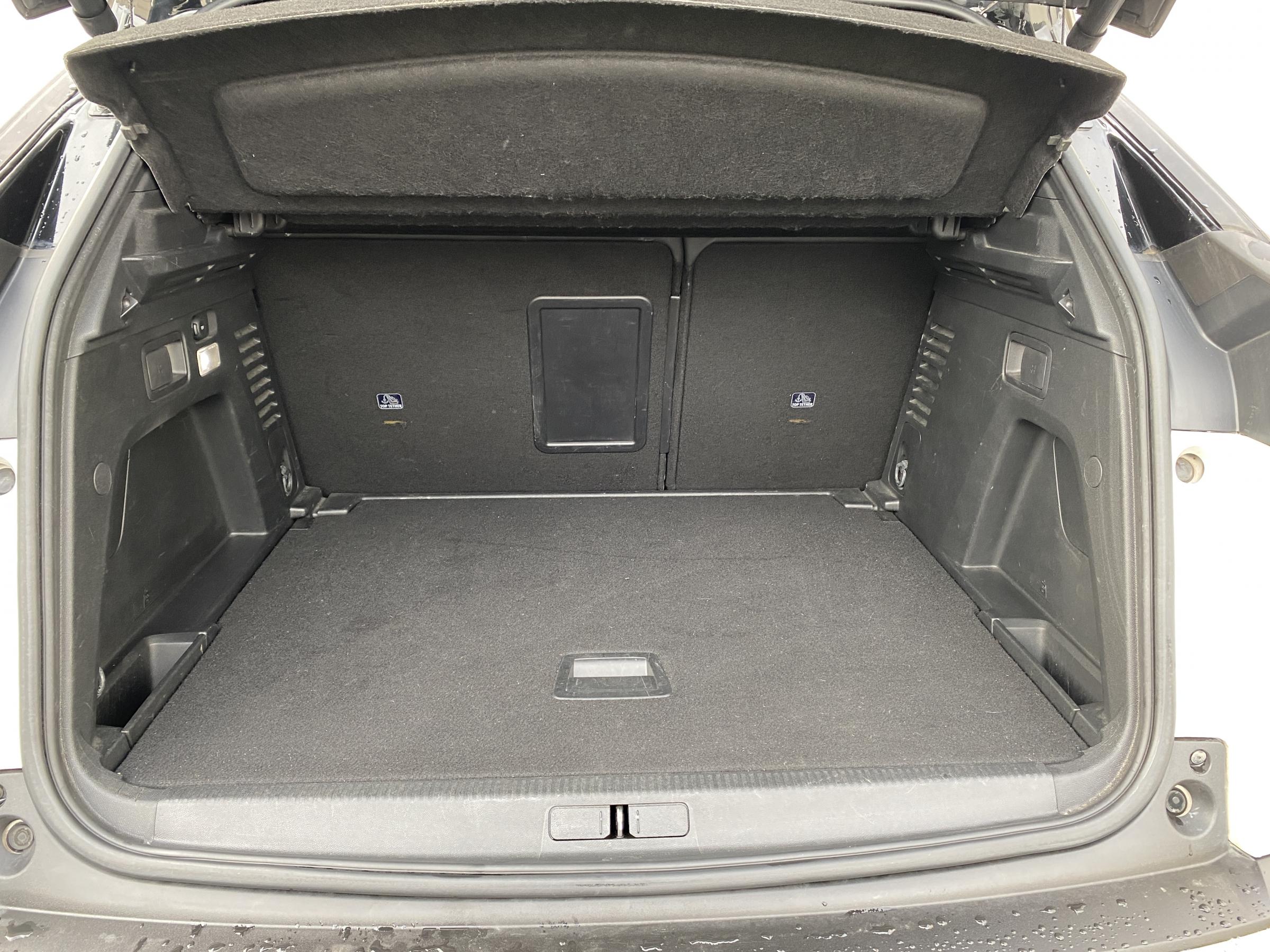 Peugeot 3008, 2018 - pohled č. 7