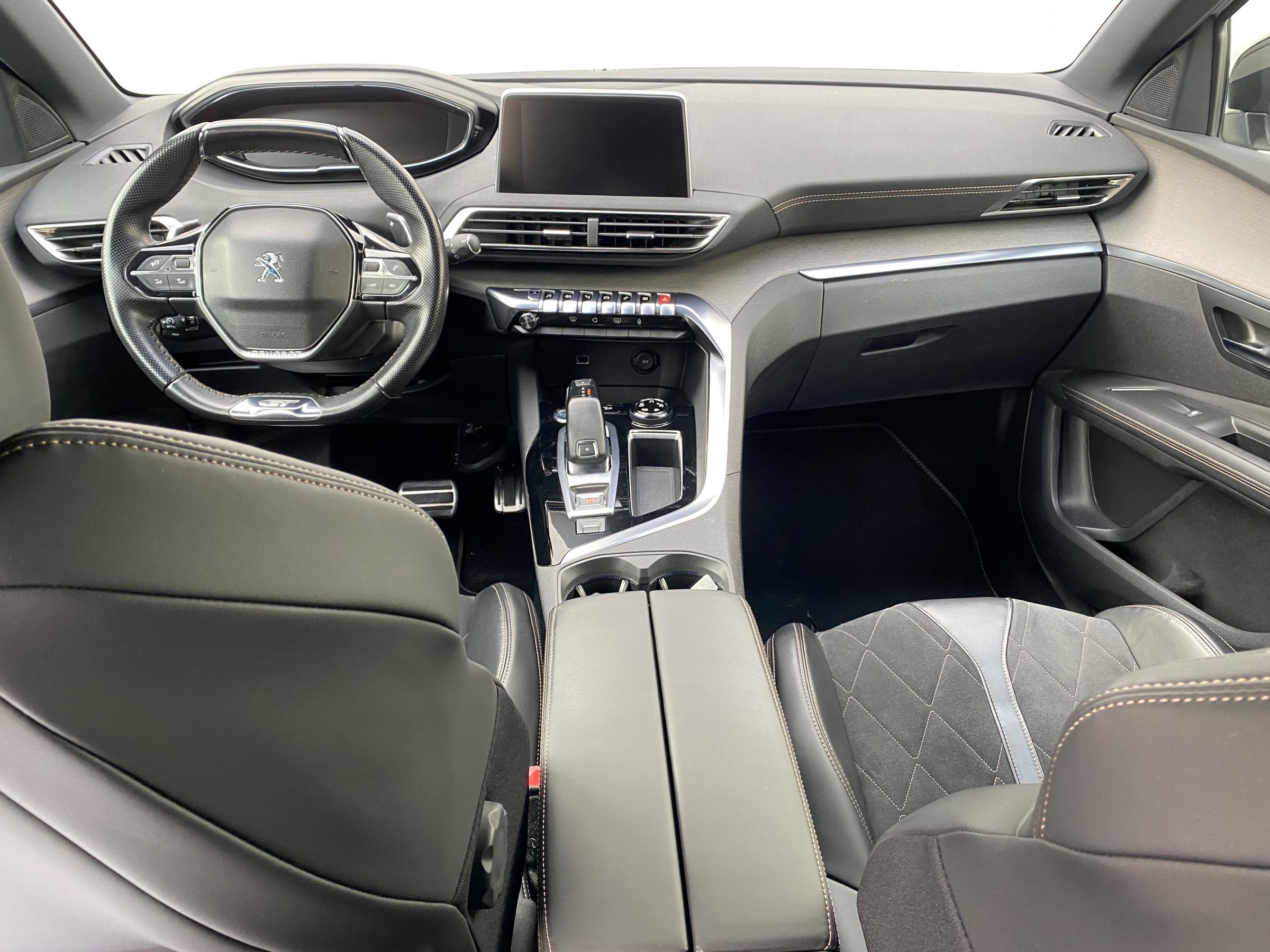 Peugeot 3008, 2018 - pohled č. 8