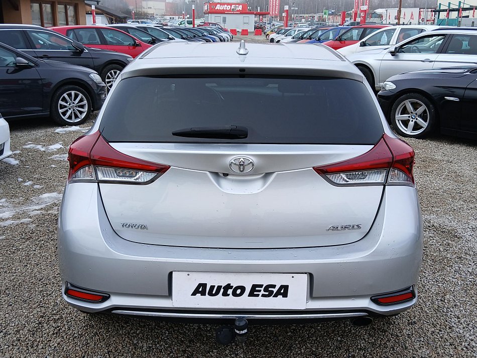 Toyota Auris 1.2T 