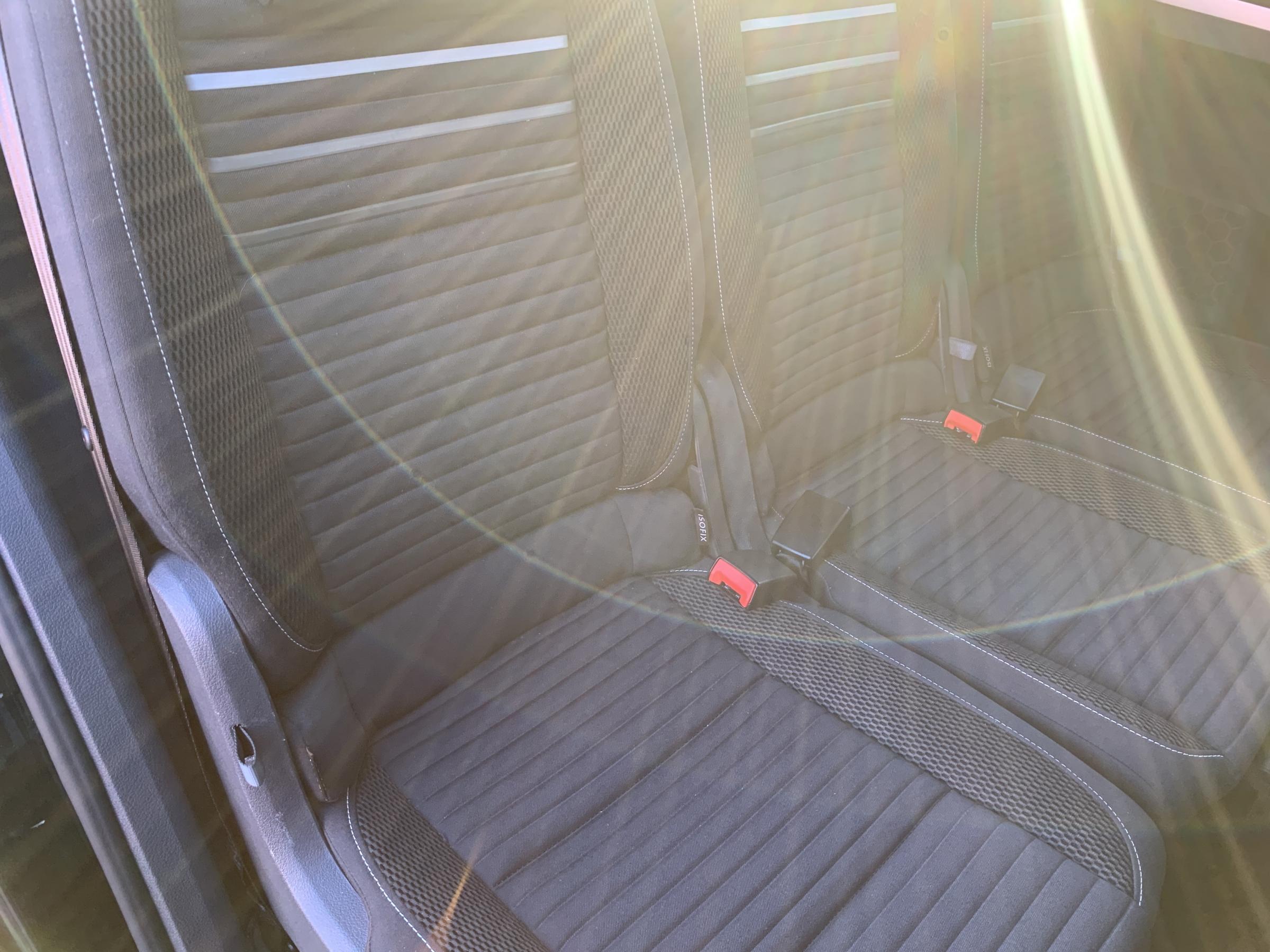 Volkswagen Touran, 2014 - pohled č. 11