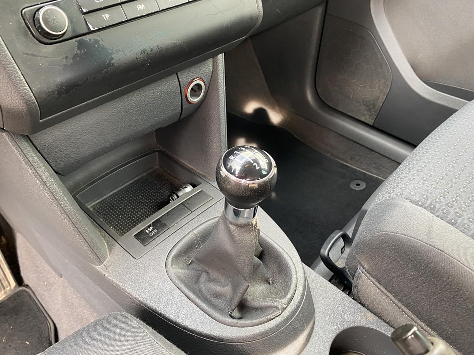 Volkswagen Touran 1.6 FSi 