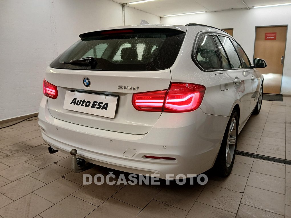 BMW Řada 3 2.0 D  318 D