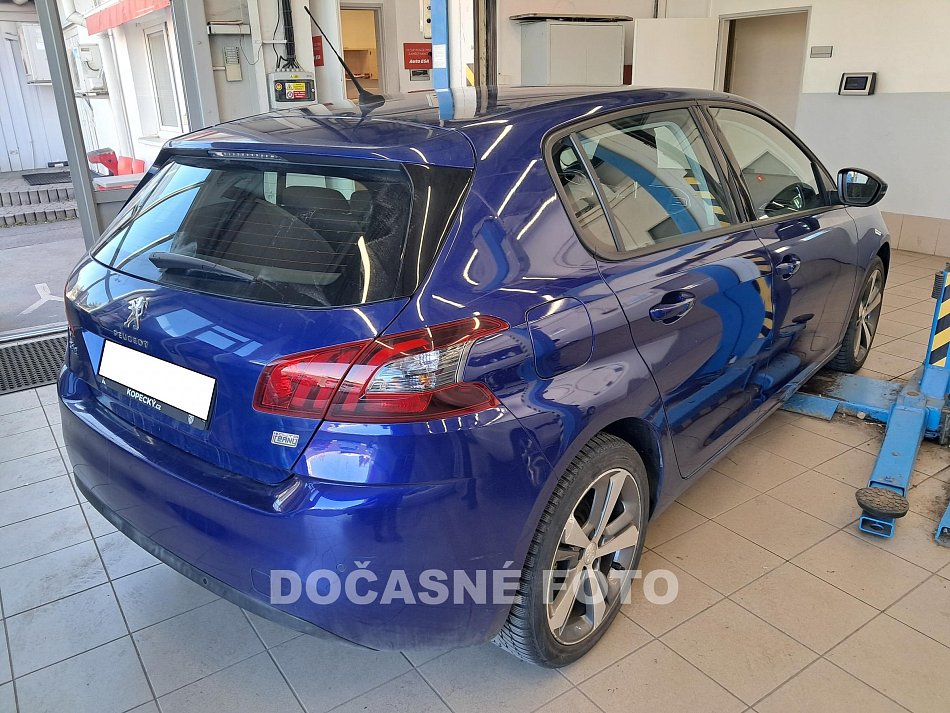 Peugeot 308 1.2 PT 