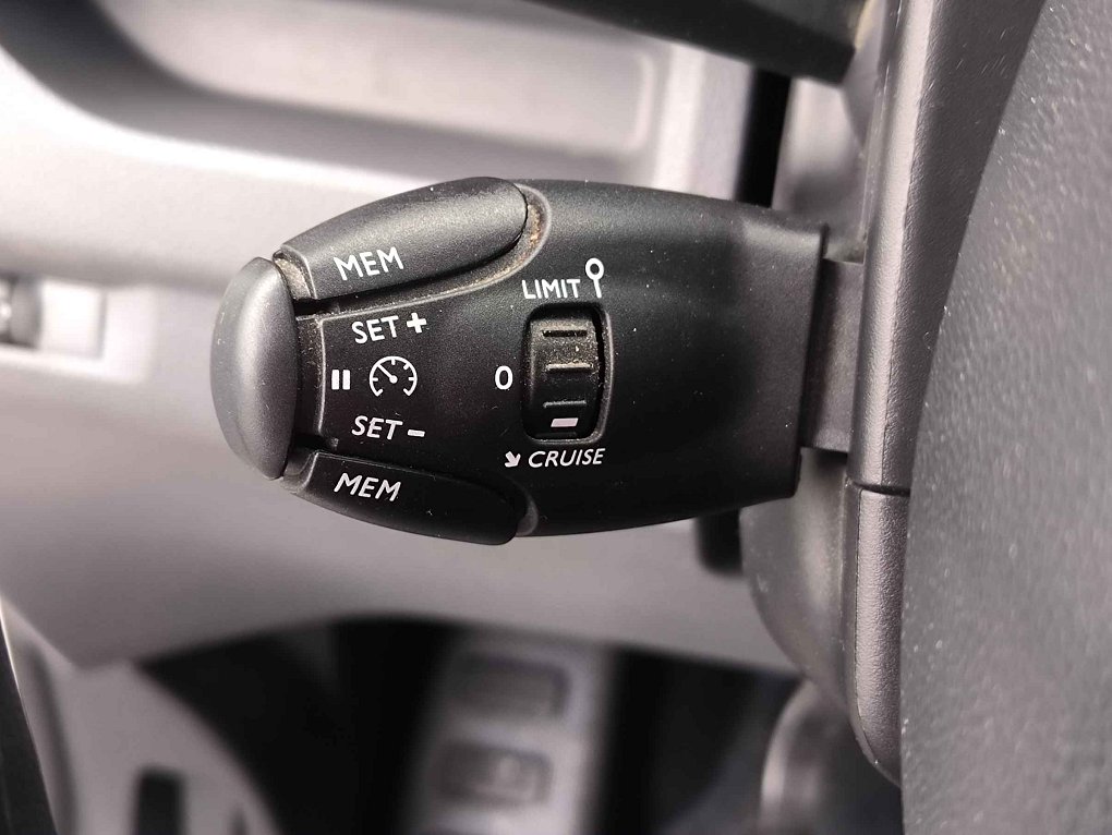 Peugeot Expert 1.5HDi  L2 WÜRTH