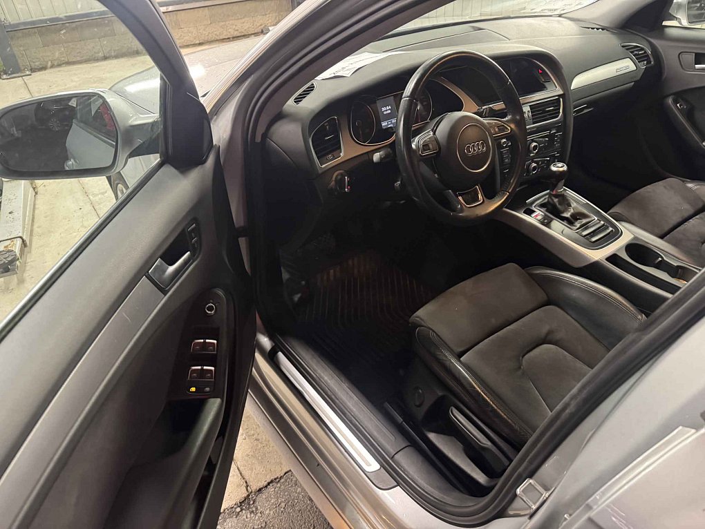 Audi A4 2.0TDi  Avant