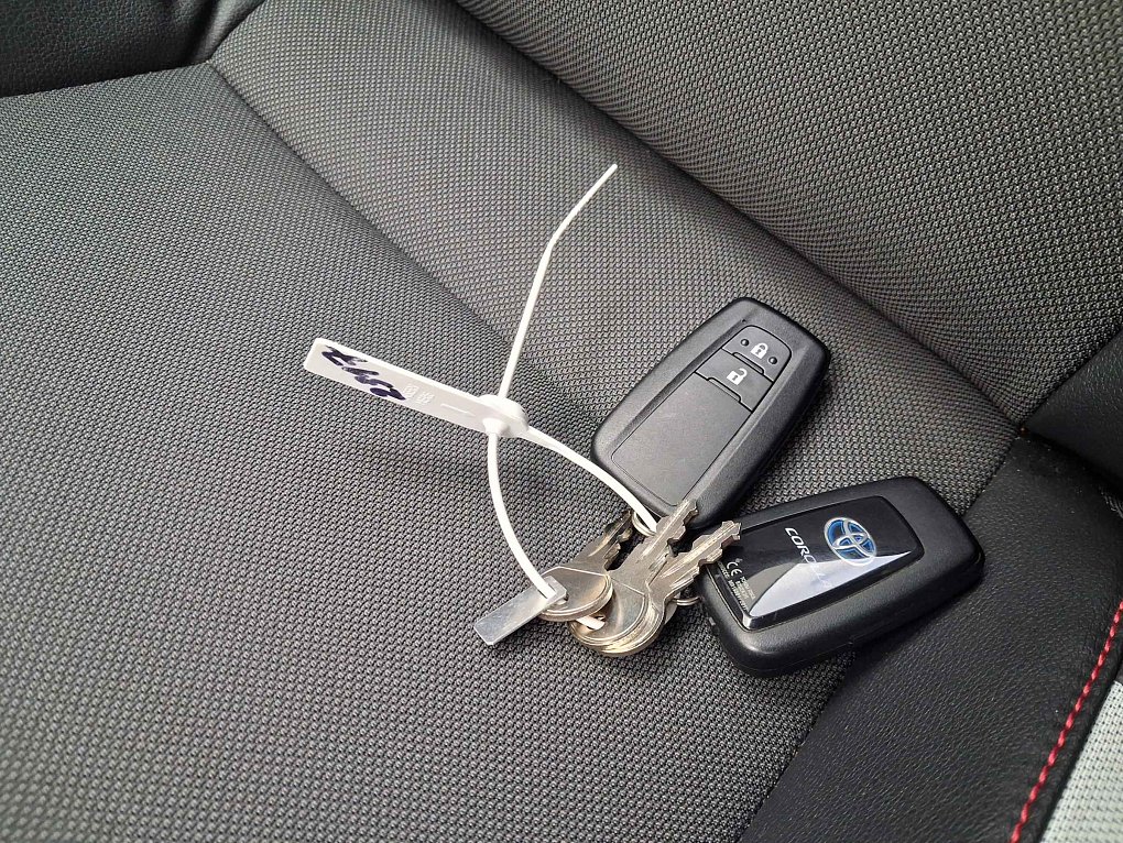 Toyota Corolla 1.8 Hybrid 