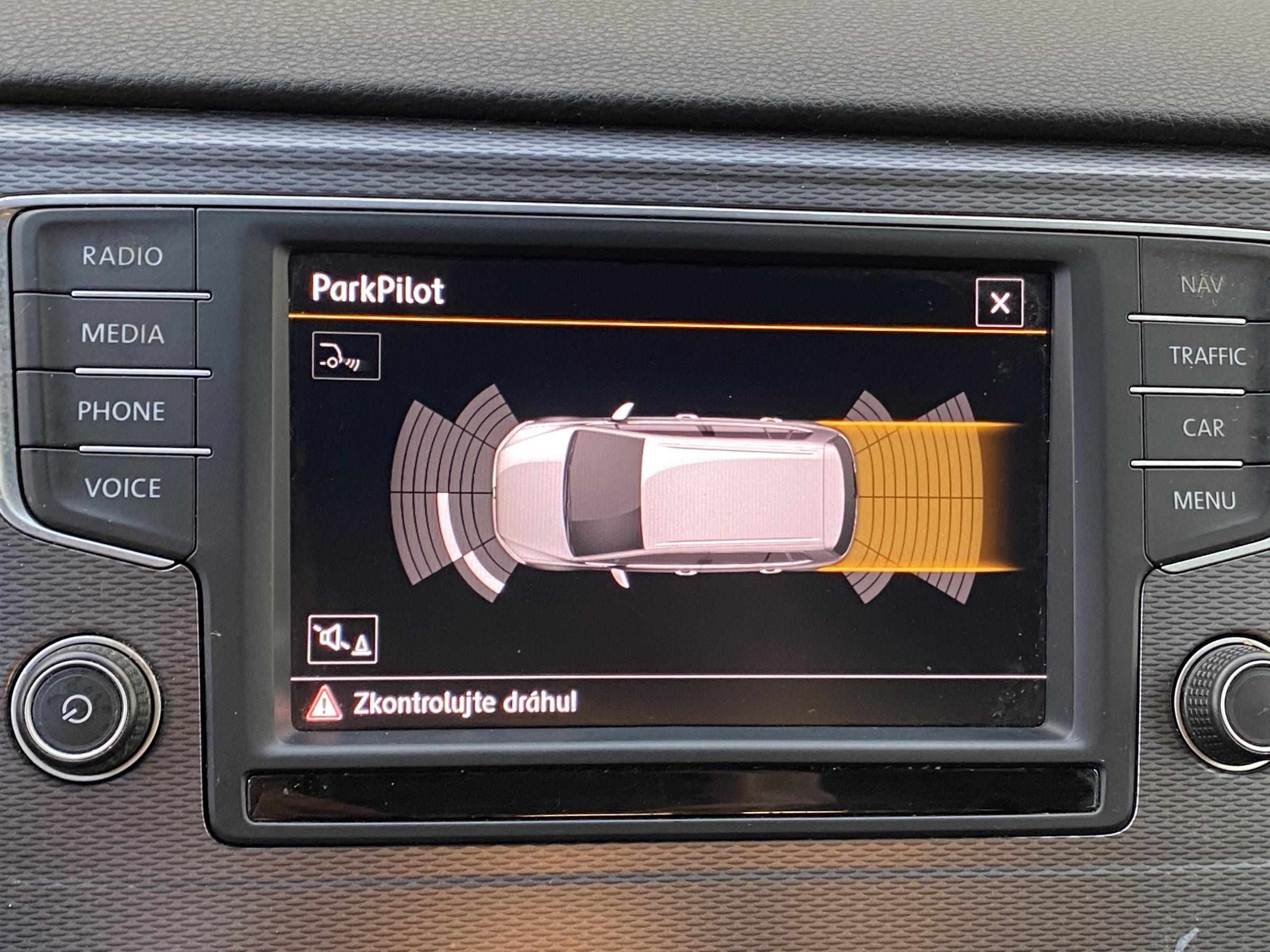 Volkswagen Sportsvan, 2015 - pohled č. 20