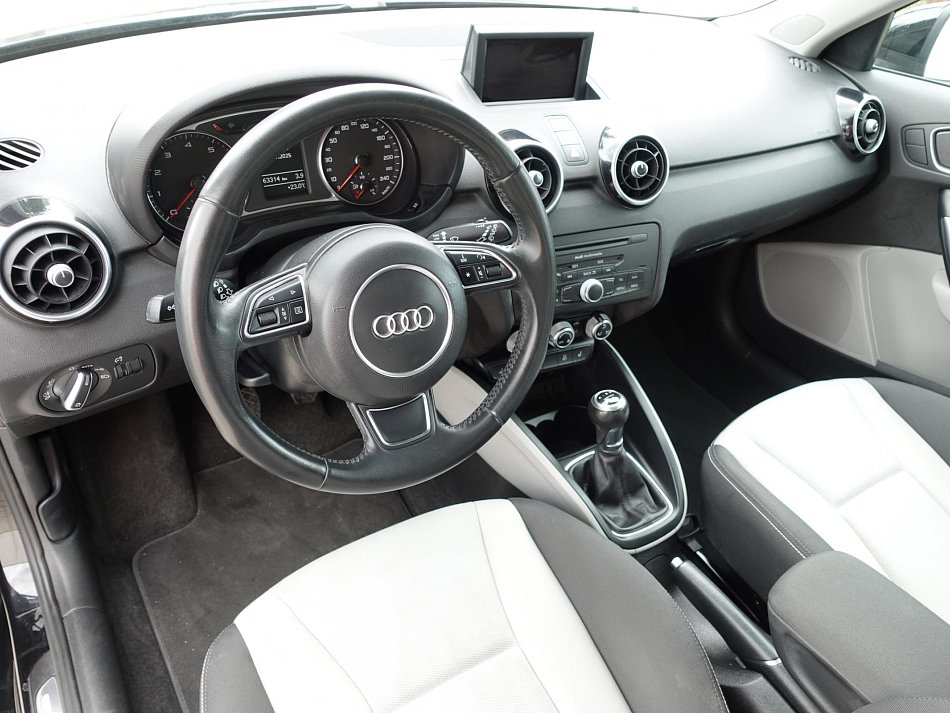 Audi A1 1.2 TFSi S-line SportBack