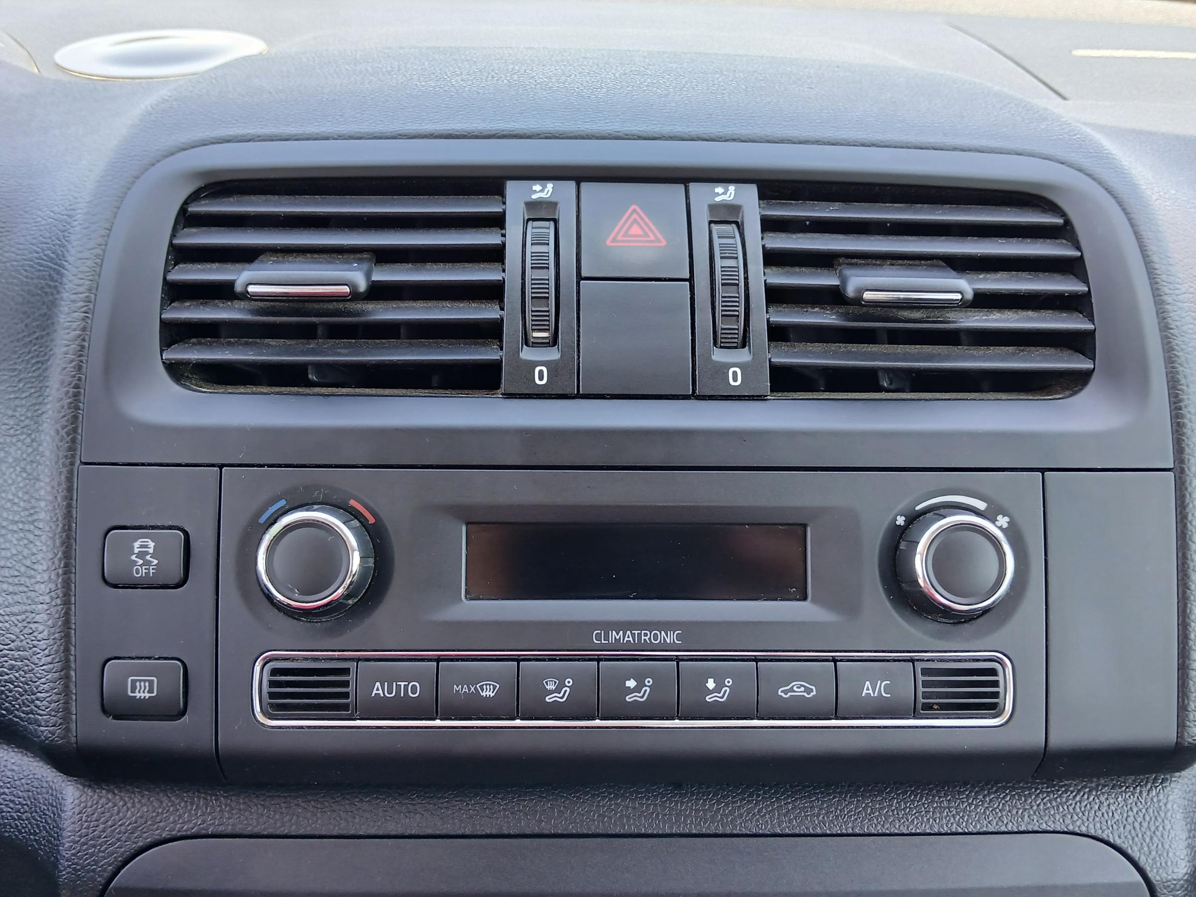 Škoda Fabia II, 2014 - pohled č. 14