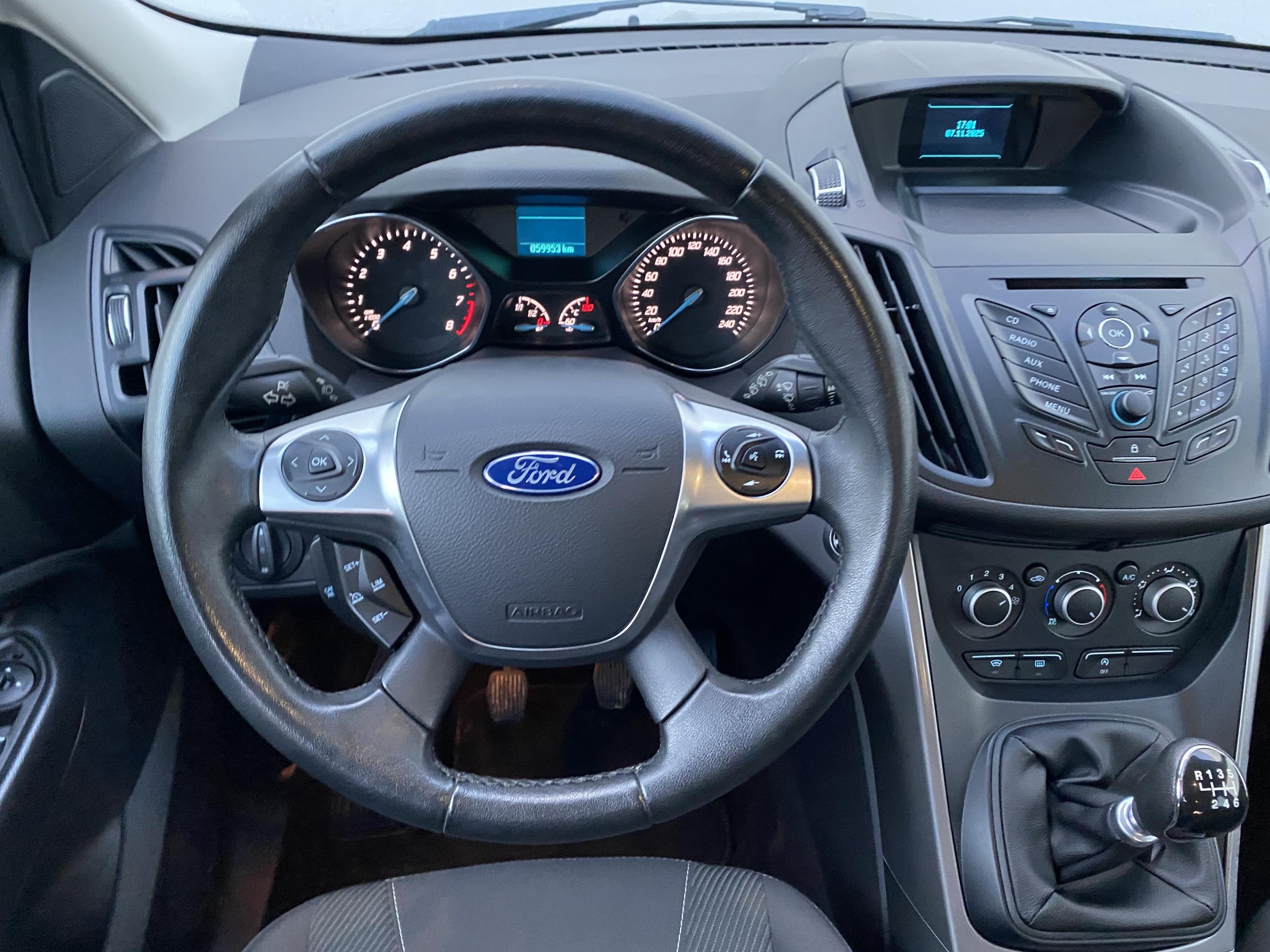 Ford Kuga, 2016 - pohled č. 11