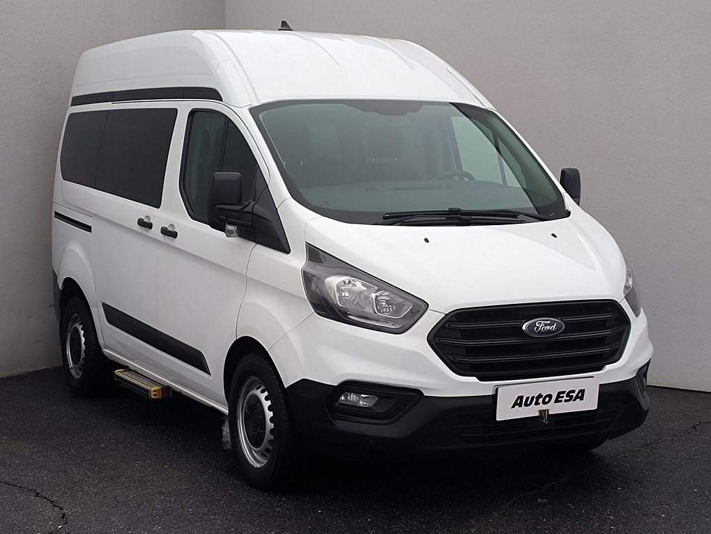 Ford Transit Custom 2.0TDCi  L1H2 9míst