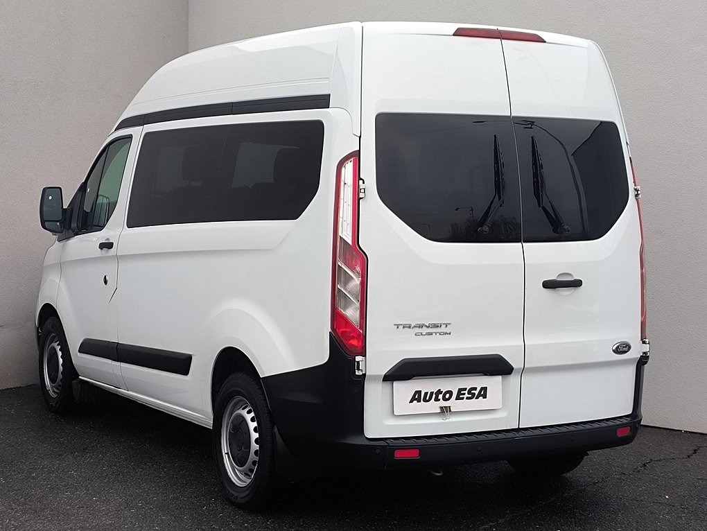 Ford Transit Custom 2.0TDCi  L1H2 9míst