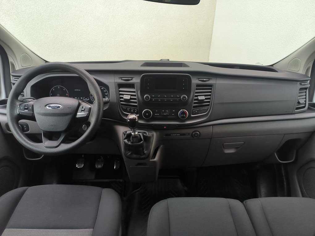 Ford Transit Custom 2.0TDCi  L1H2 9míst