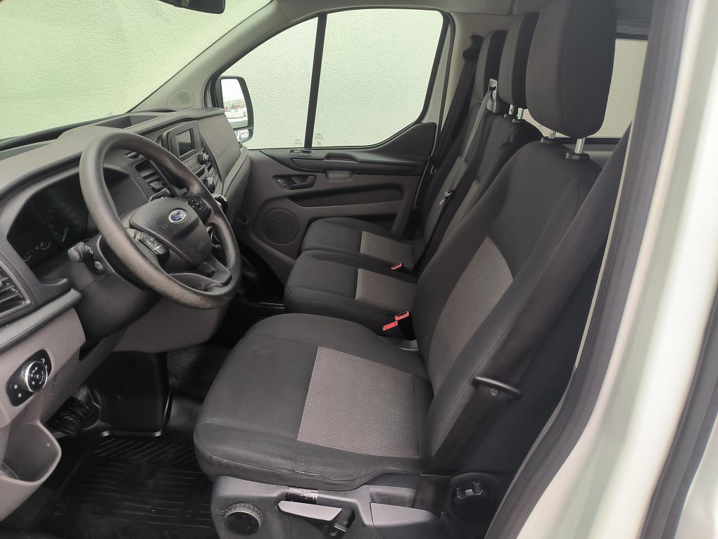 Ford Transit Custom 2.0TDCi  L1H2 9míst