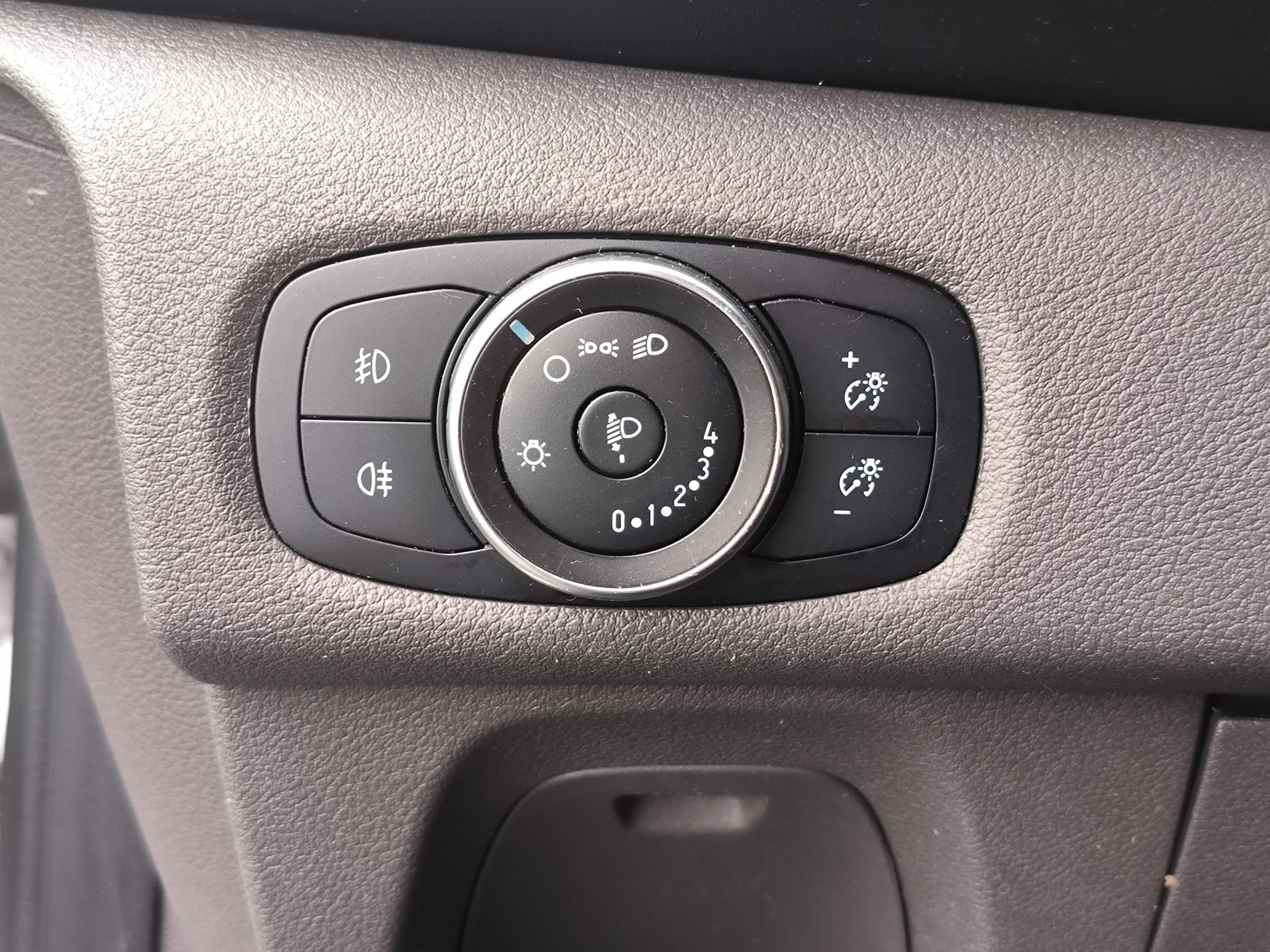 Ford Transit Custom, 2020 - pohled č. 19