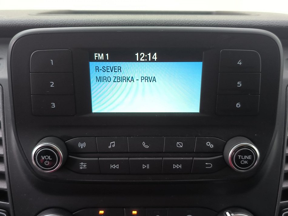 Ford Transit Custom 2.0TDCi  L1H2 9míst