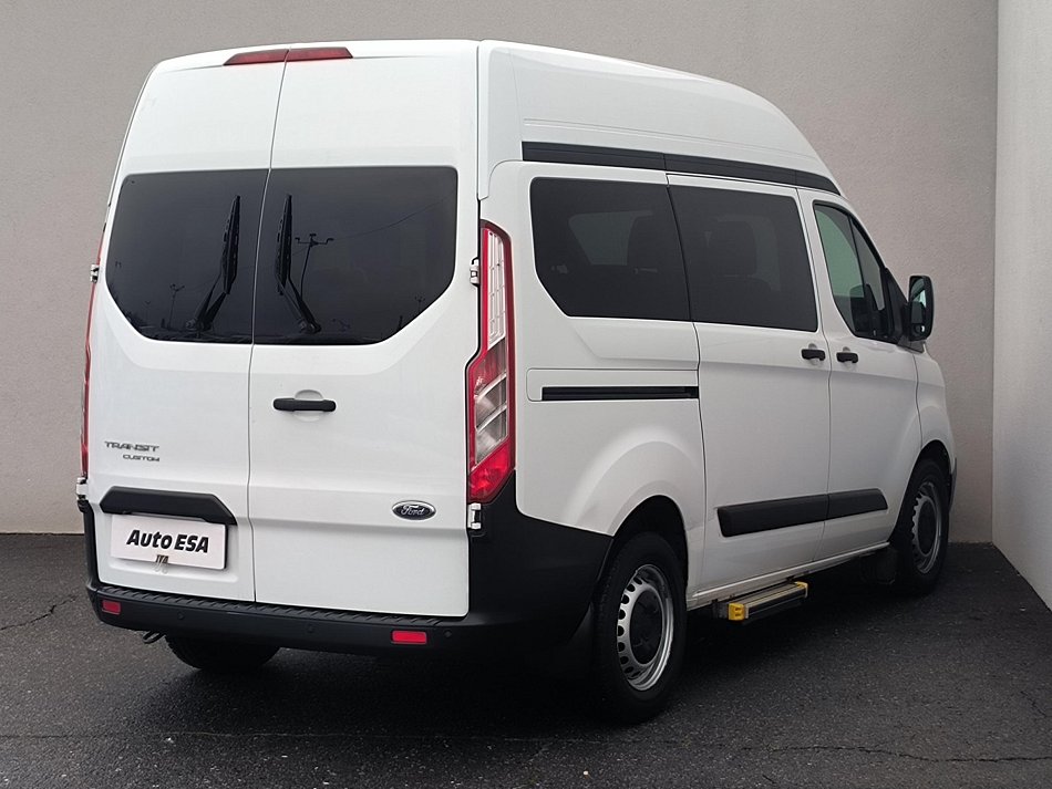 Ford Transit Custom 2.0TDCi  L1H2 9míst