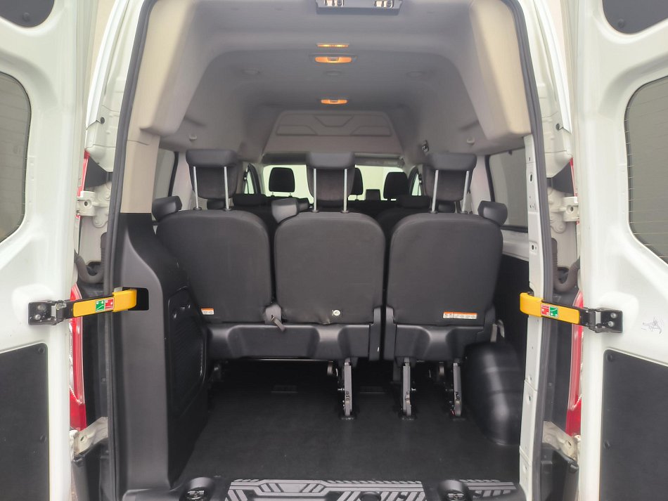 Ford Transit Custom 2.0TDCi  L1H2 9míst