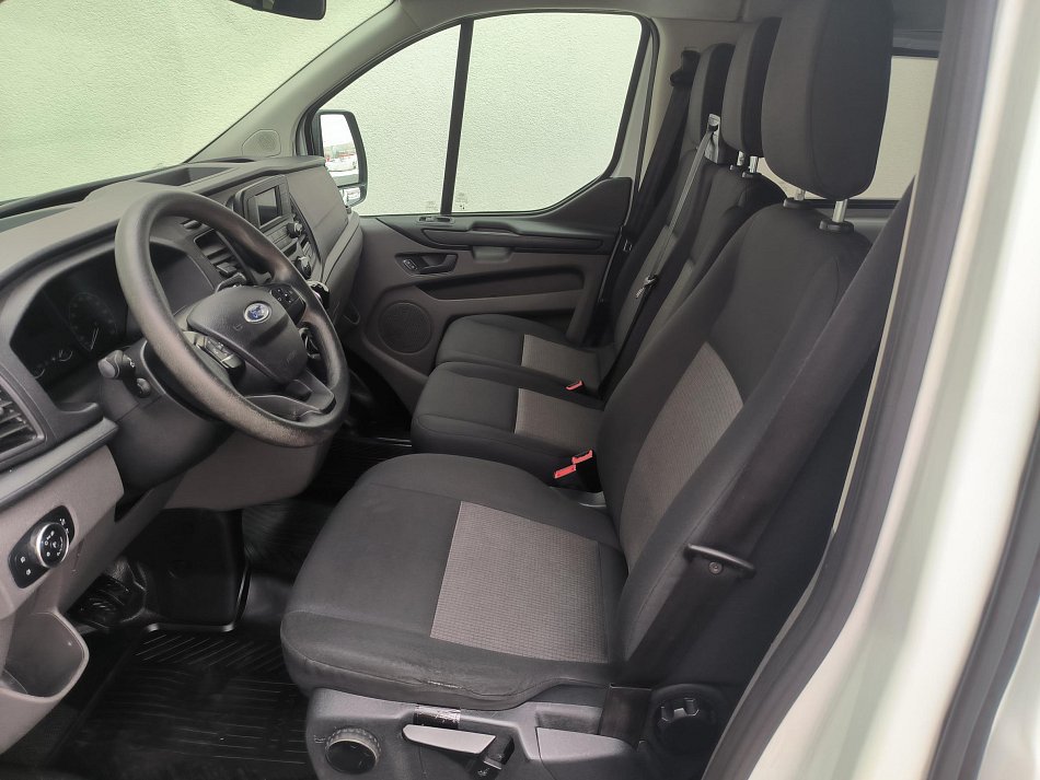 Ford Transit Custom 2.0TDCi  L1H2 9míst