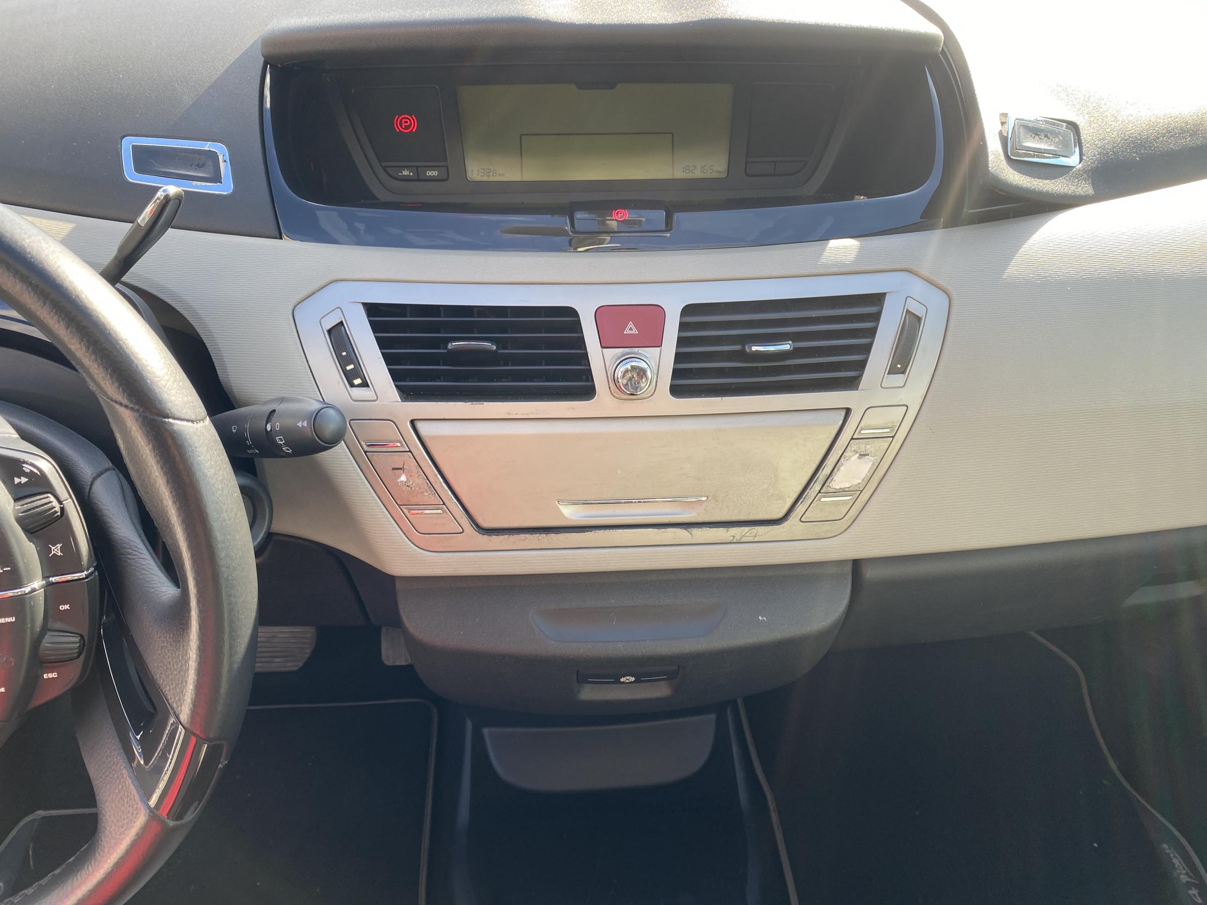 Citroën C4 Picasso, 2010 - pohled č. 14