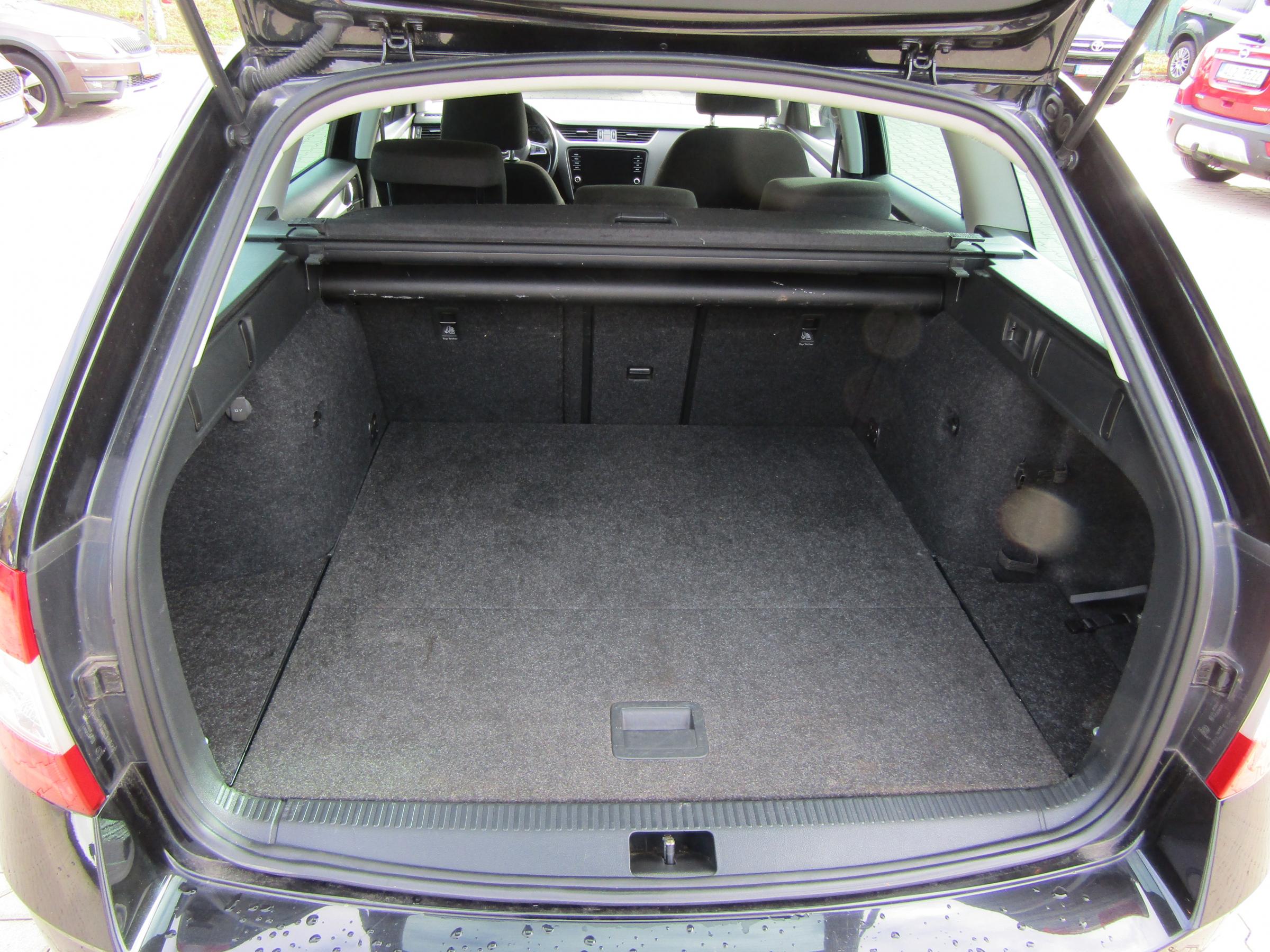 Škoda Octavia III, 2017 - pohled č. 7