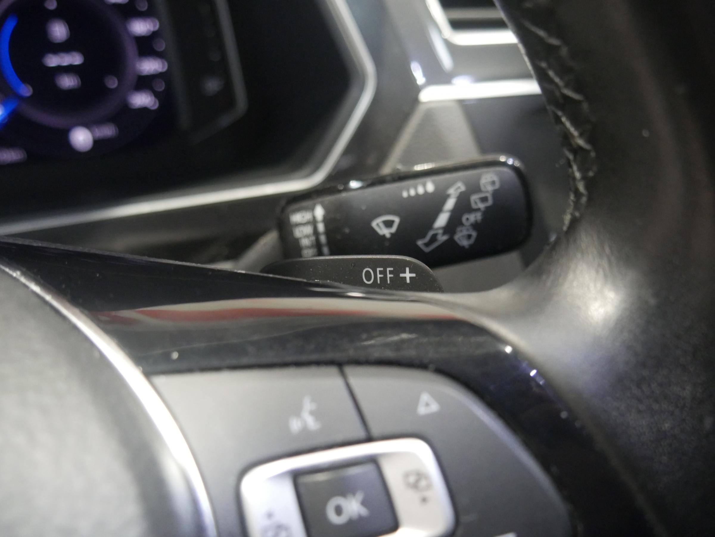 Volkswagen Tiguan, 2019 - pohled č. 13